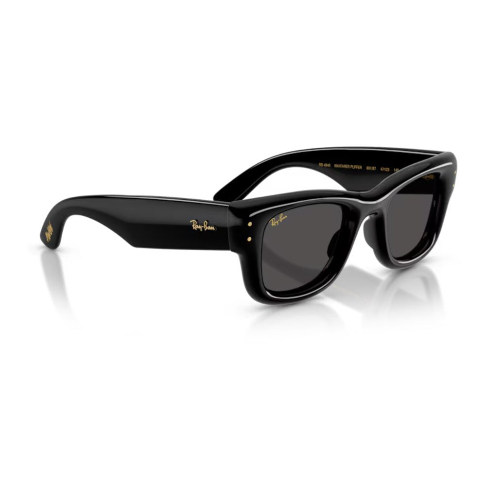 Ray-Ban - Ray-Ban RB4940 Wayfarer Puffer 601/87 – Occhiali da Sole Neri con Lenti Ultra Black -