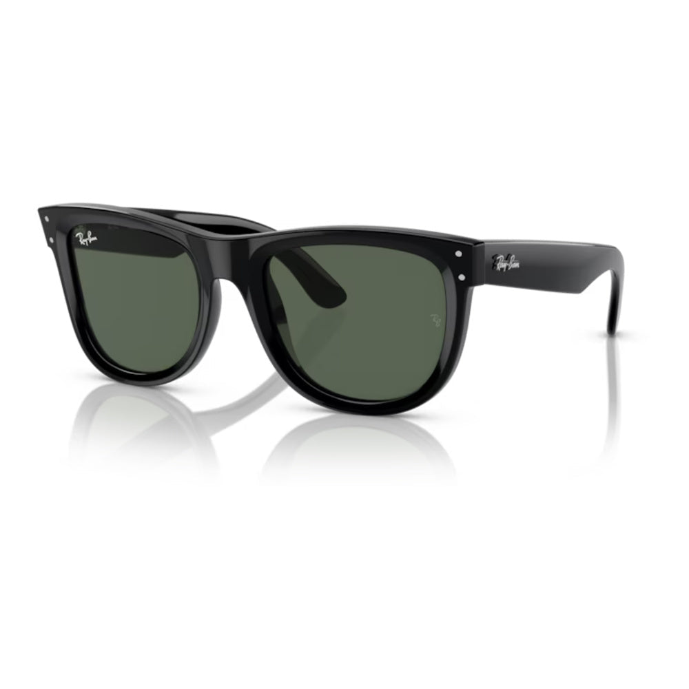 Ray-Ban - Ray-Ban Wayfarer Reverse RBR0502S 6677VR – Occhiali da Sole Neri con Lenti Verde Scuro -