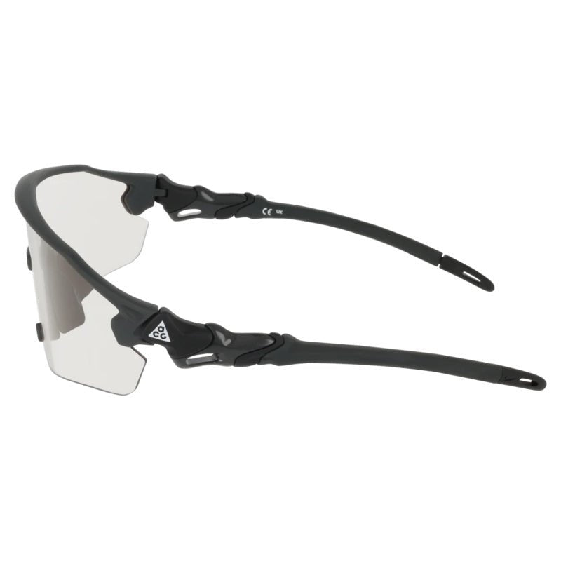 NIKE - Nike ACG Vista Peak PH IQ9344X 060 – Occhiali da Sole Sportivi Fotocromatici Antracite Opaco - Occhiali da sole