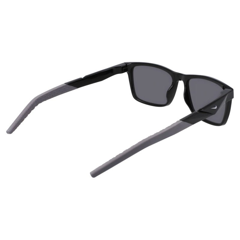 NIKE - Nike Radeon 1 N IU8096X 010 – Occhiali da Sole Sportivi Nero Opaco con Lenti Silver Flash - Occhiali da sole
