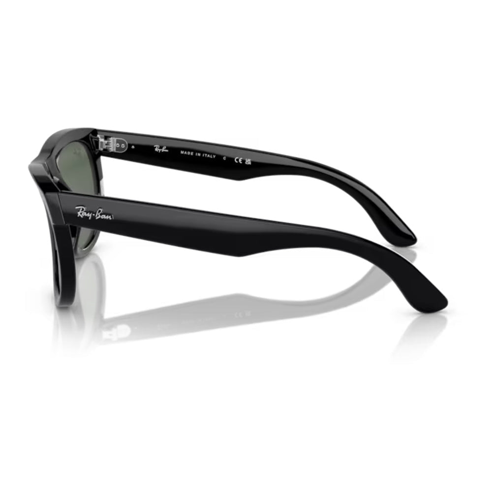 Ray-Ban - Ray-Ban Wayfarer Reverse RBR0502S 6677VR – Occhiali da Sole Neri con Lenti Verde Scuro -